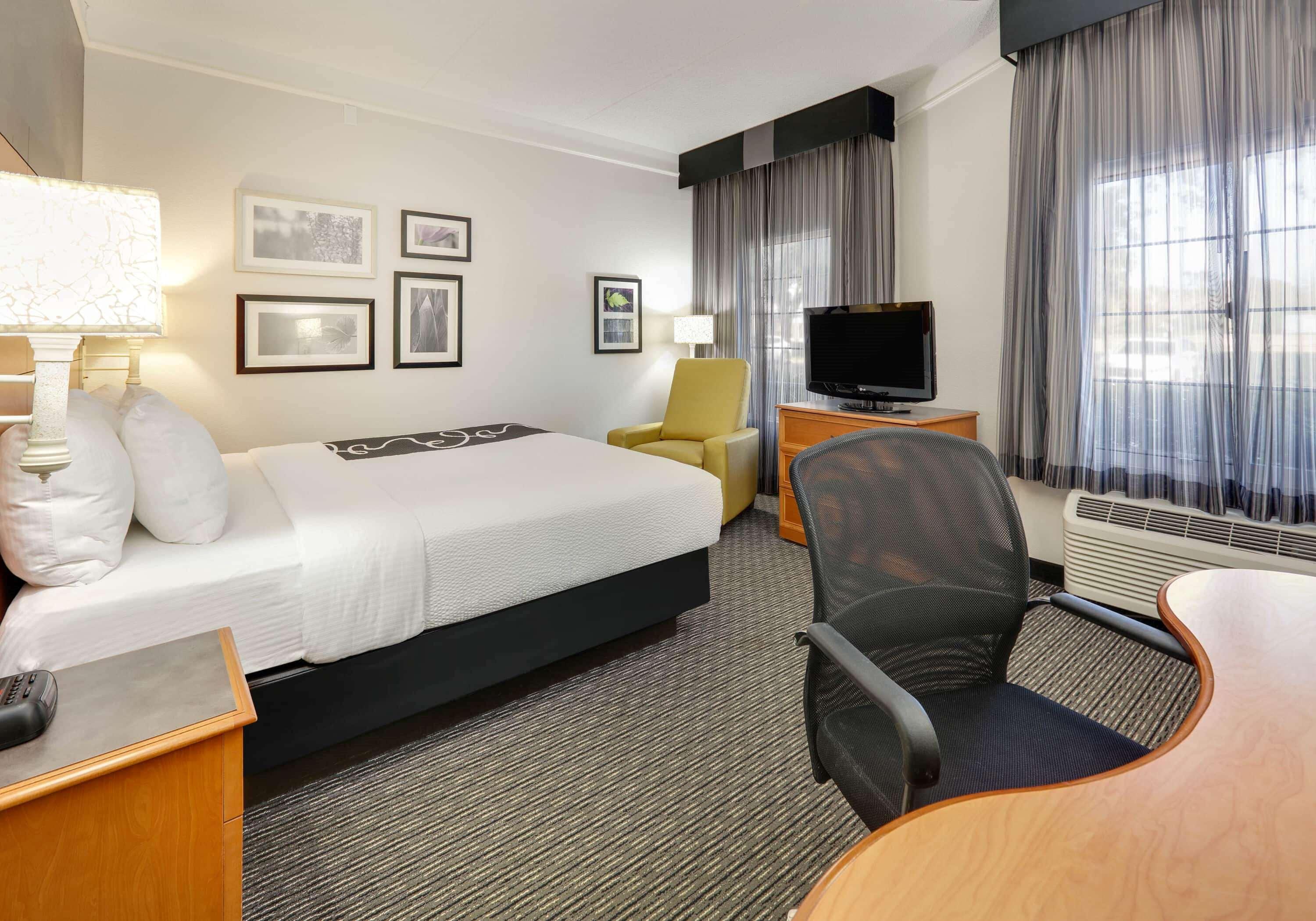 La Quinta By Wyndham Dallas - Addison Galleria Εξωτερικό φωτογραφία