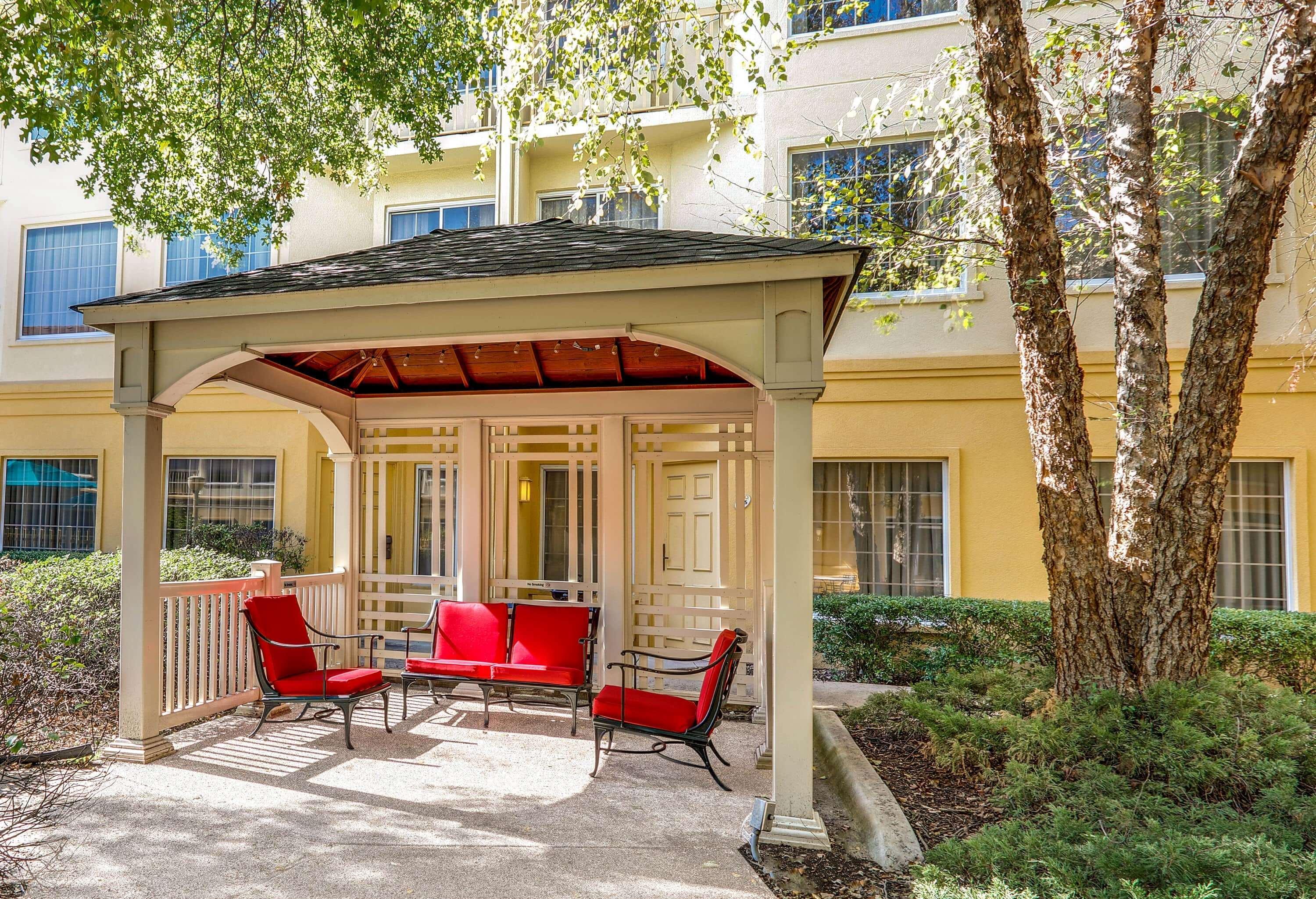 La Quinta By Wyndham Dallas - Addison Galleria Εξωτερικό φωτογραφία